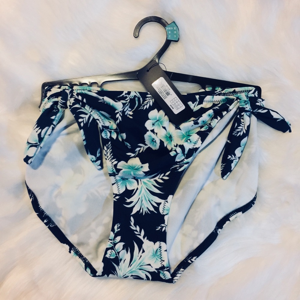 NEW navy turquoise flower bikini bottoms size XL